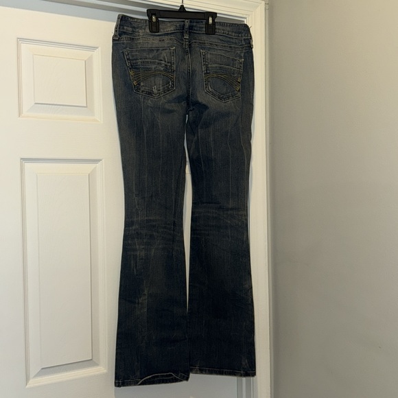 Decree Denim - Picture 2 of 2